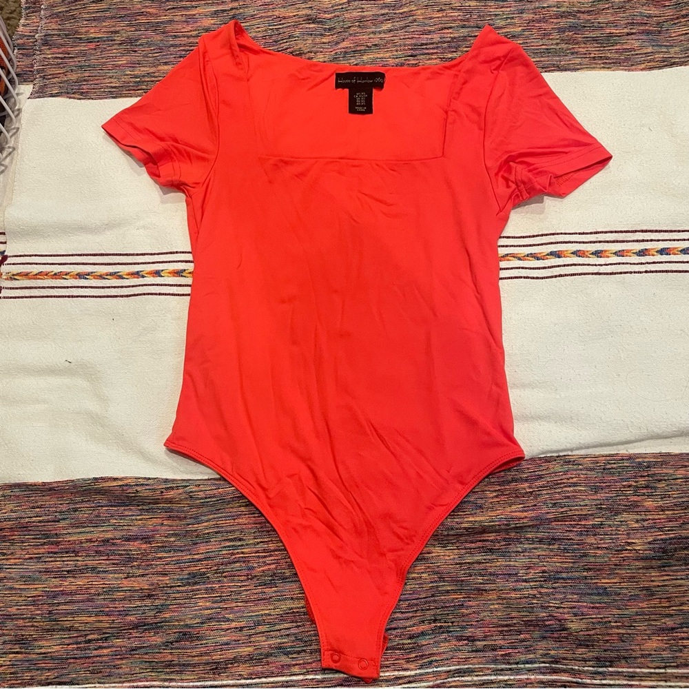 House Of Harlow 1960 Orange Fall Square Neck Short Sleeve Thong Bodysuit XS NWOT